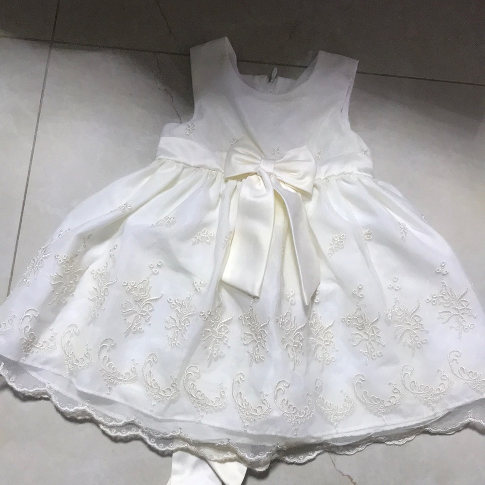 Little beige dress